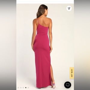 Lulu’s Keeper of My Heart One-Shoulder Maxi Dress